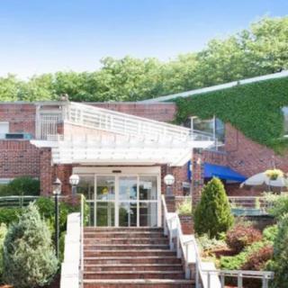 Saugus Rehab And Nursing