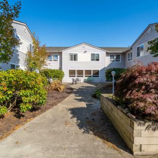 Discovery View Retirement Apartments