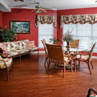 Maple Court Senior Care