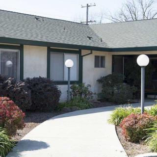 Walnut House