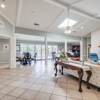 Silver Leaf Assisted Living at Meadow Road