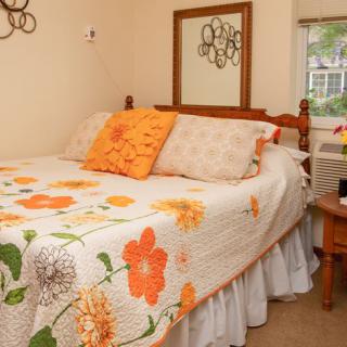 Midland Bickford Cottage