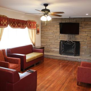 Hibiscus Manor