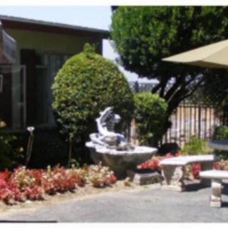 Mill Creek Manor