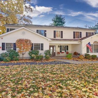 Fox Trail Memory Care Living at Cresskill