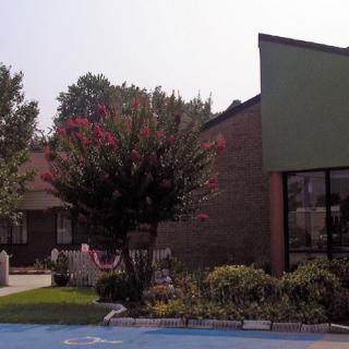 Roanoke Landing Nursing And Rehabilitation Center