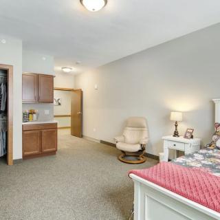 Suite Living Senior Care - Ramsey