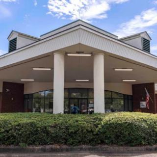 Magnolia Manor Of Columbus Assisted Living