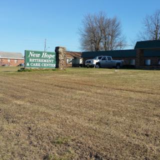 The New Hope restaurant and take-out center on a clear day.