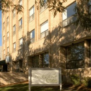 Parkshore Estates Nursing & Rehab