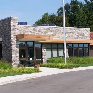Pinecrest Farms