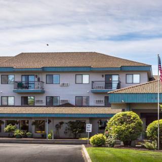 Evergreen Estates Retirement & Assisted Living Community