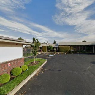 Riverview Manor