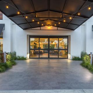 Avantgarde Senior Living Of Tarzana