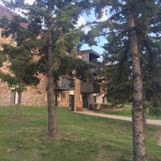 Elk Ridge Manor