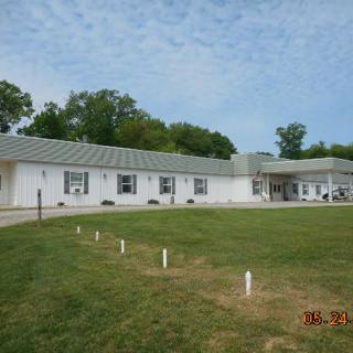 Country Manor