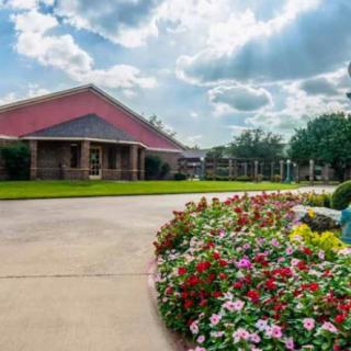Longmeadow Healthcare Center