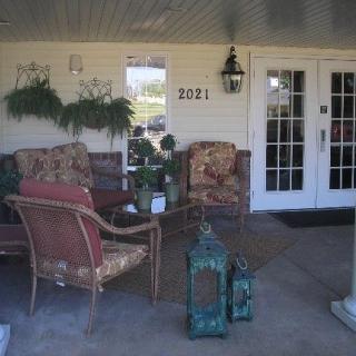 Avonlea Cottage of Quad Cities