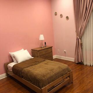 Peach Palace Senior Care Facility