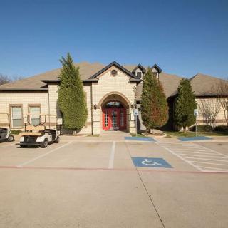 Park Manor Senior Apartments