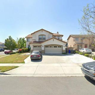 Sandalwood Manor