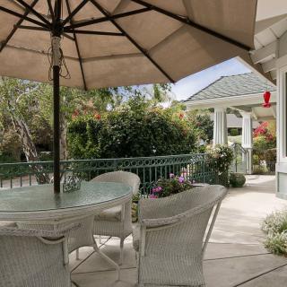 Cottage Inn