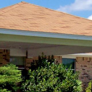 Lake Country Nursing Center