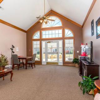 Senior Care Services At Brookstone Estates Of Fairfield
