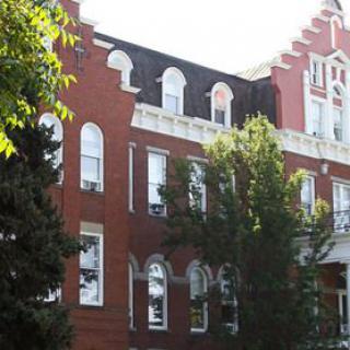 The Academy - A Merrill Gardens Community
