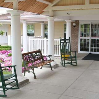 Parkwood Heights Senior Living Community