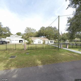 Riverview Manor