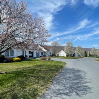 Victoria House At Spring House Estates