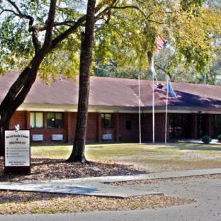 Island Oak Living Center