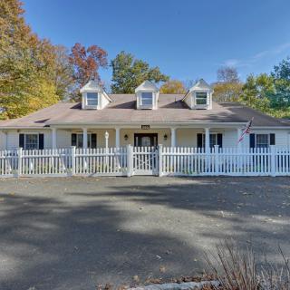 Fox Trail Memory Care Living at Woodcliff Lake