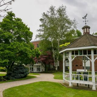 Brentwood Rehabilitation And Healthcare Center
