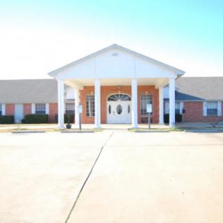 Calera Manor