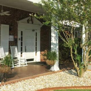 White Oak Manor - Burlington