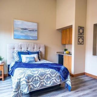 The Auberge At Oak Village