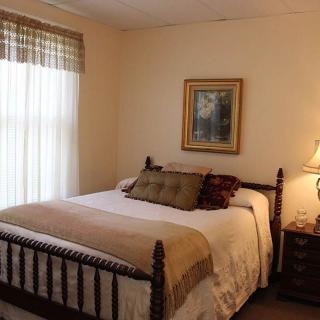 Poplar Estates Retirement Center