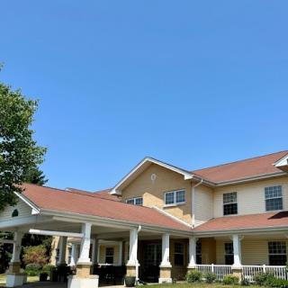 Rolling Hills Manor