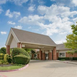 Life Care Center Of Plano