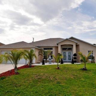 Caring Hands of the Treasure Coast