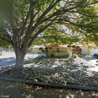 Laurelcrest Manor