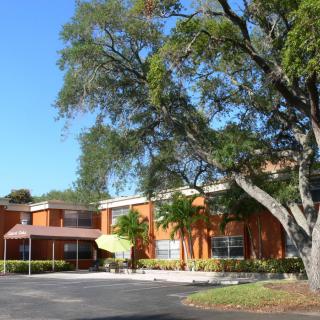 Oak Manor Senior Living Community