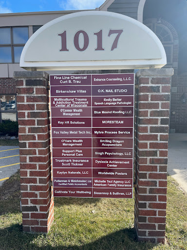 Directory of businesses located at 1017.