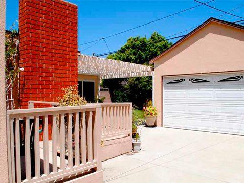 Hearts Of Paradise Home