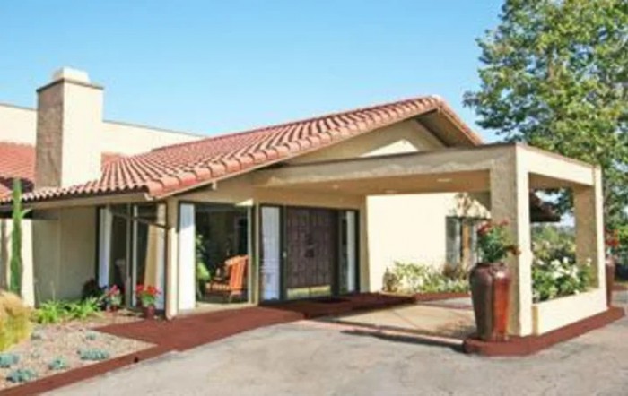 Poway Healthcare Center