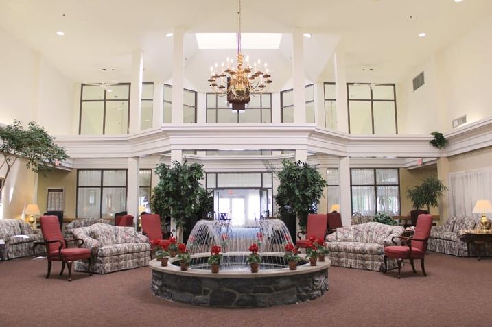 Oak Leaf Manor North