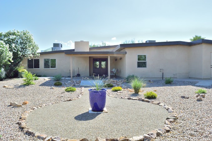 Casas Adobes Assisted Living