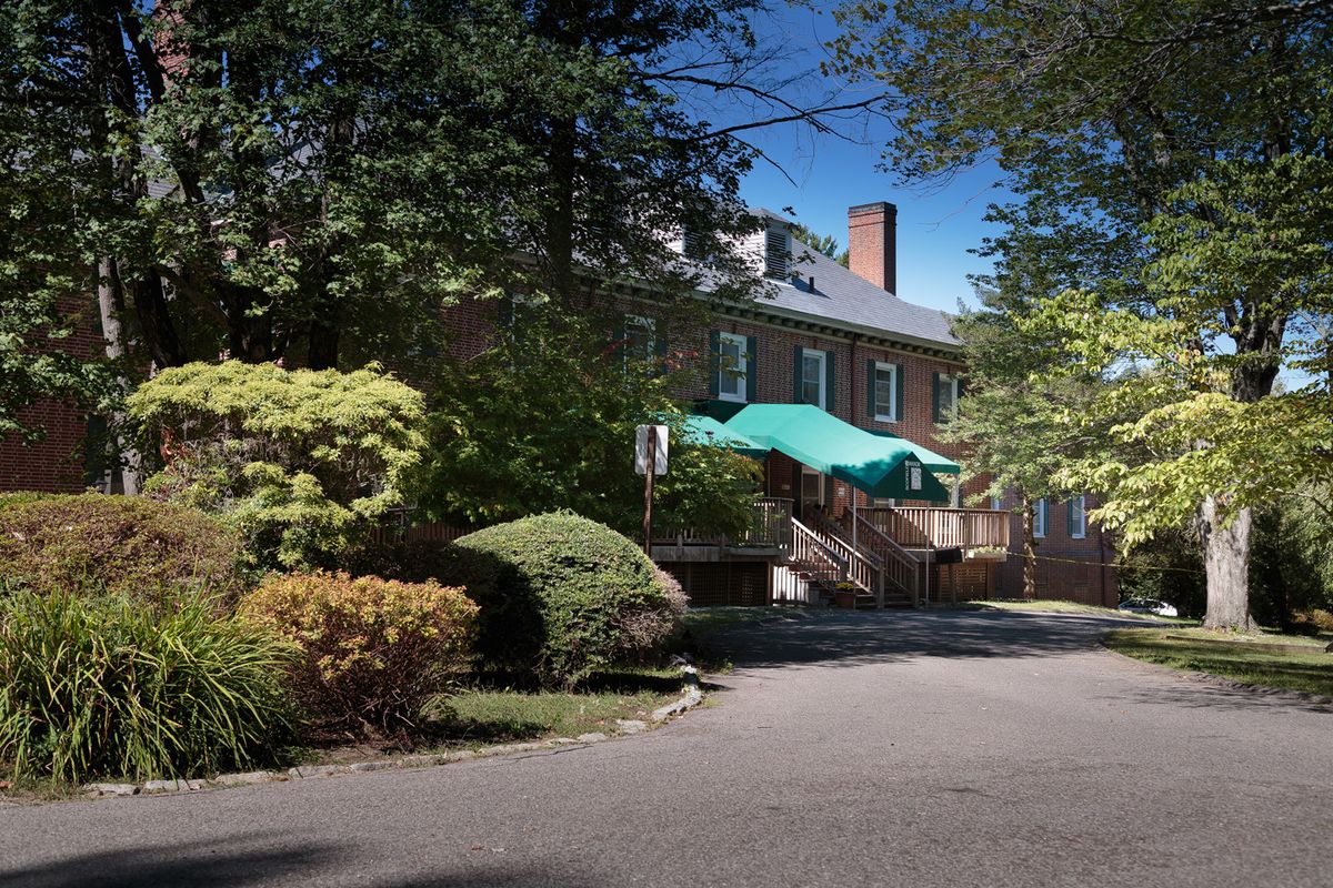 Scofield Manor